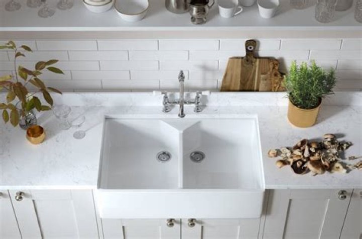 Are ceramic sinks practical