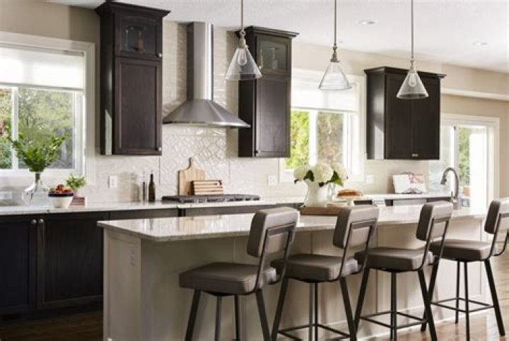 Are white kitchens outdated