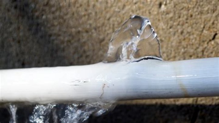 Can frozen PVC pipes burst