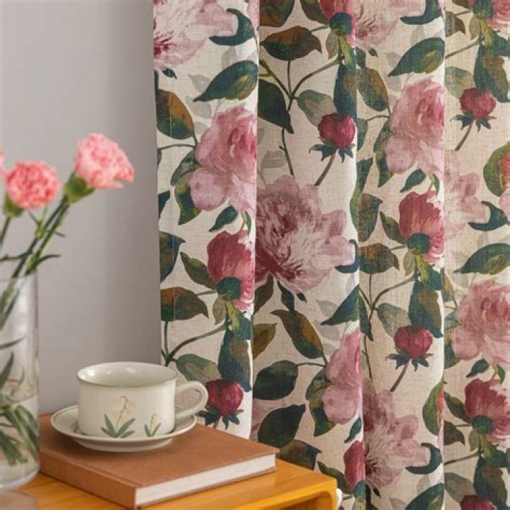 Can you dye floral curtains