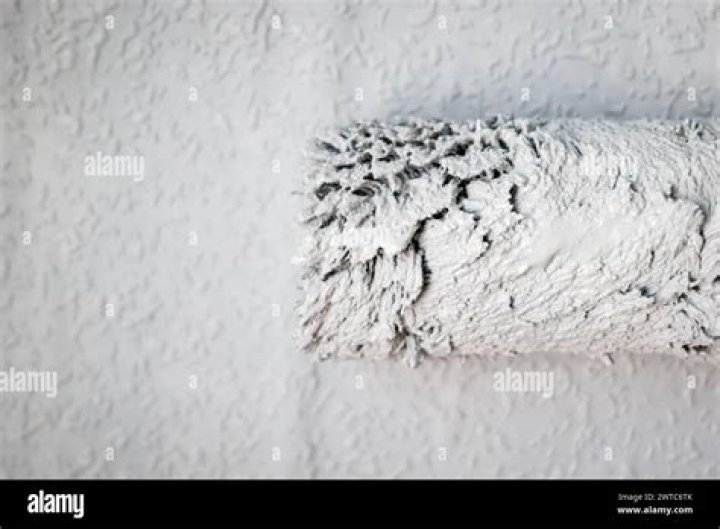 Can you paint over woodchip