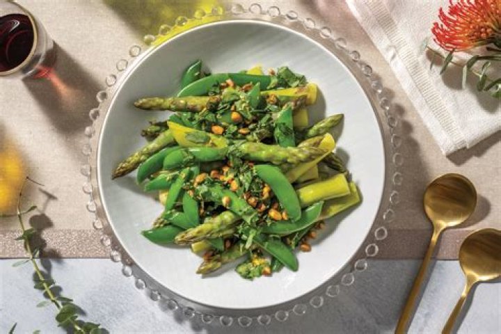 Can you serve asparagus raw