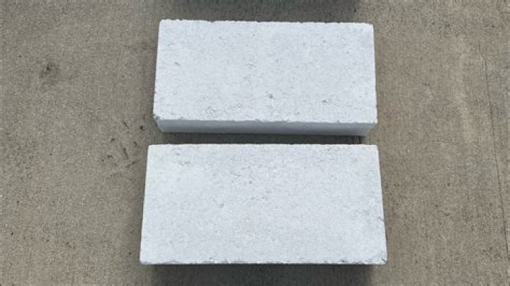 Can you stain cement blocks