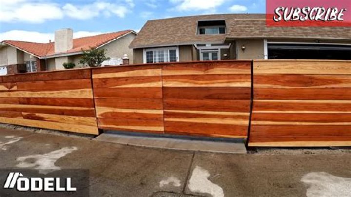 Can you stain redwood fence
