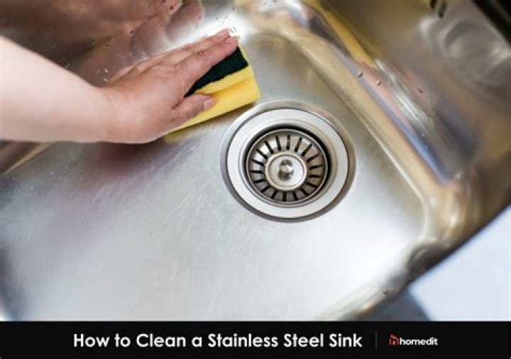 Can you use bleach to clean stainless steel sink