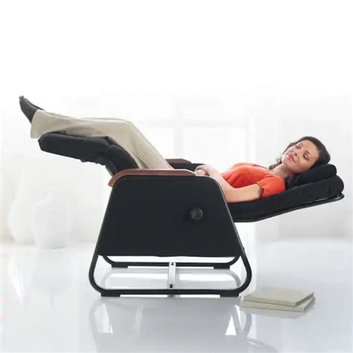Does a zero gravity chair lay flat