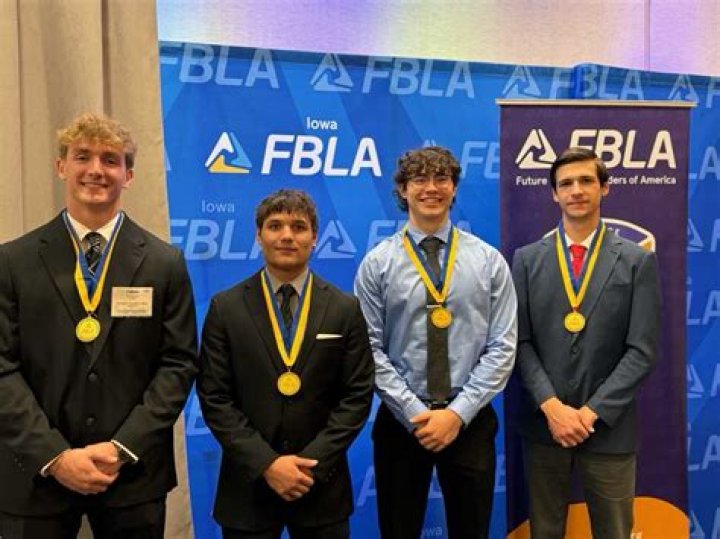 Does FBLA help for college