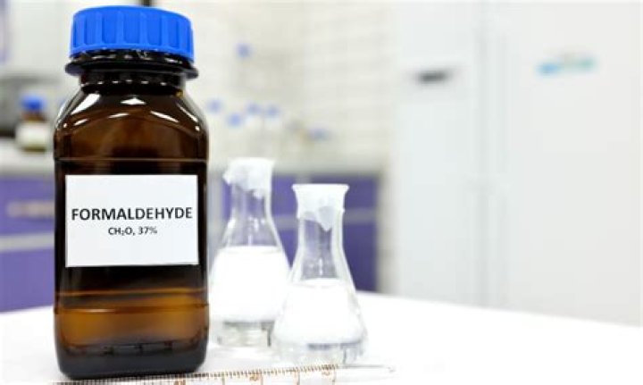 Does K gloss contain formaldehyde