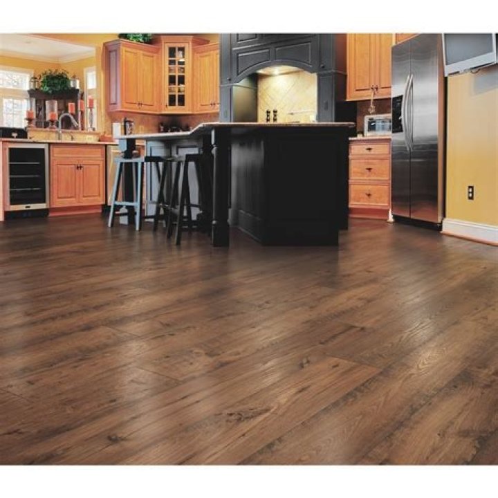 Does laminate flooring have formaldehyde in it