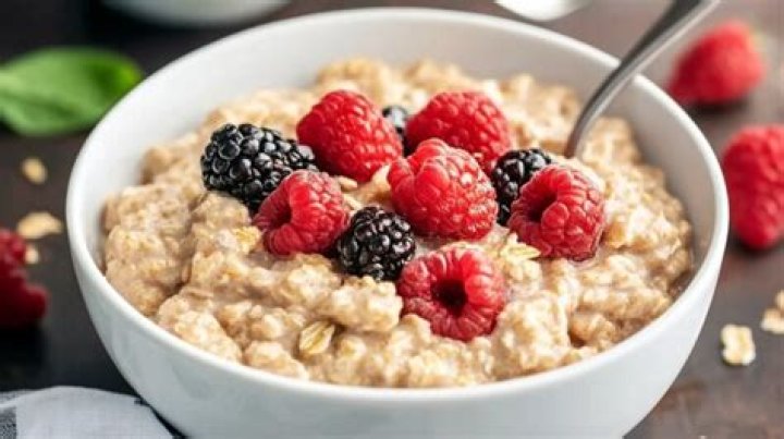 Does oatmeal digest slowly
