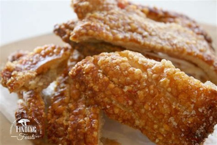 How are cracklings made