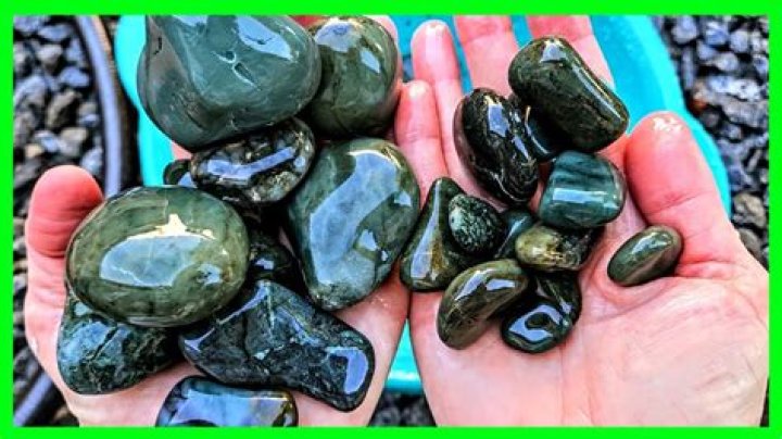How do stones get polished