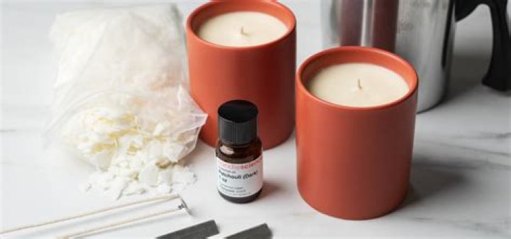 How do you make candles with soy wax and essential oils