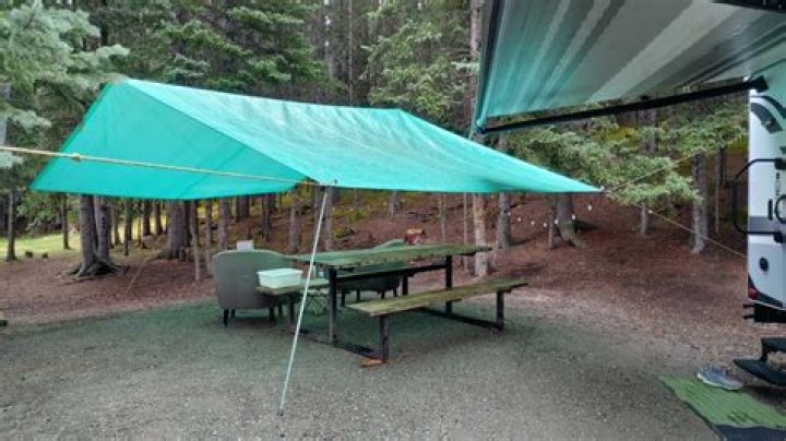 How do you set up a picnic