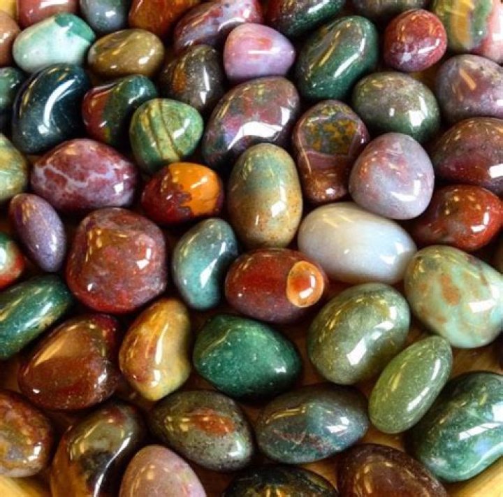 Is jasper a crystal or rock