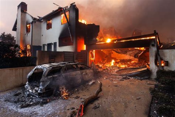 Is La affected by wildfires