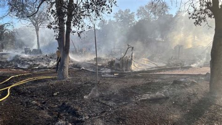 Is there a fire near Clearlake California