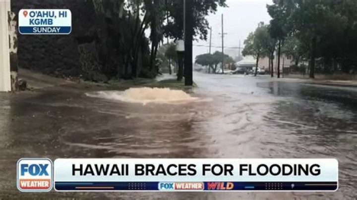 Is there flooding in Hawaii
