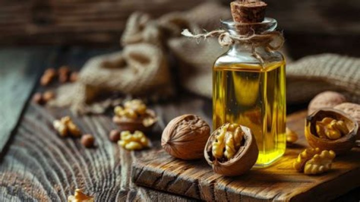 Is walnut oil good for skin