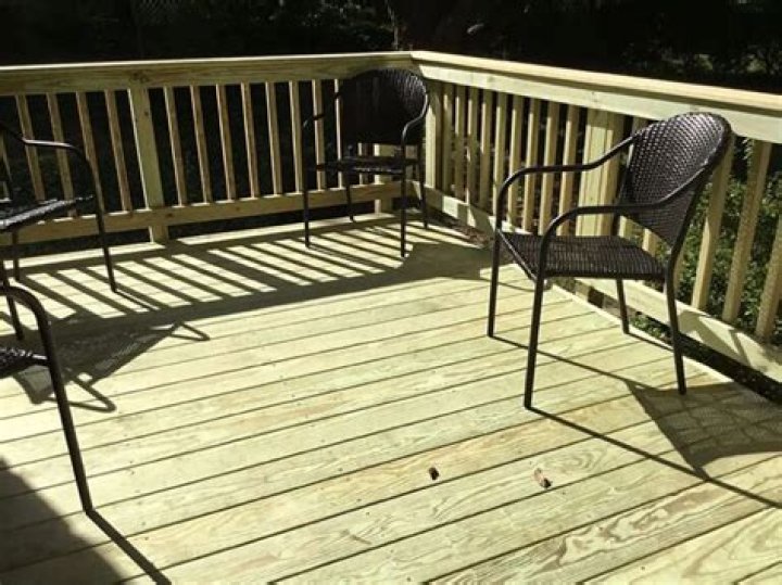 Should you seal a wood deck