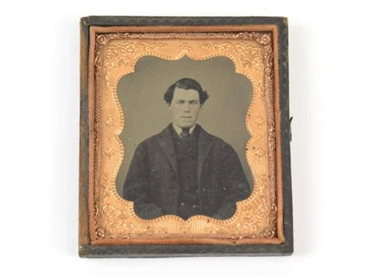 What are old tintypes worth