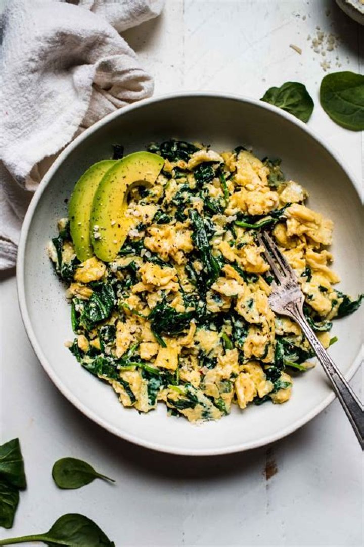 What can you do with spinach stems