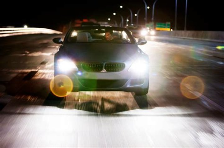 What causes headlight glare