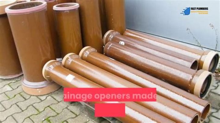 What dissolves mud in pipes