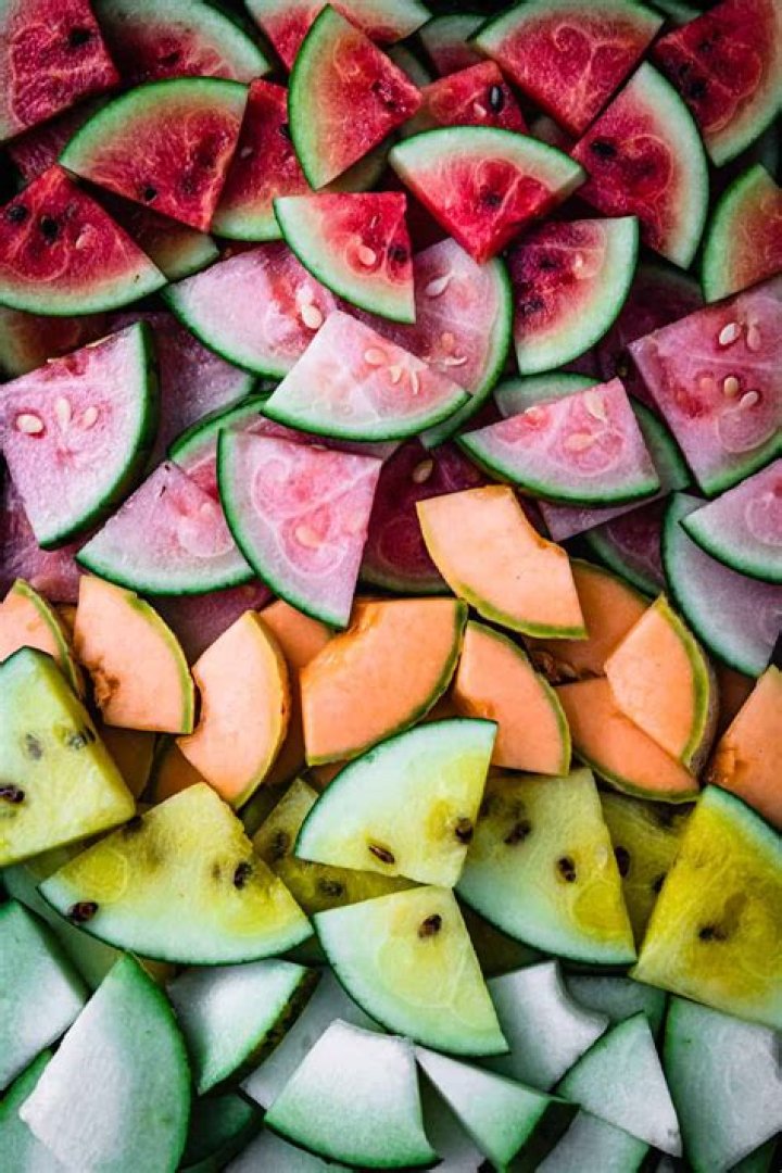 What do watermelons symbolize