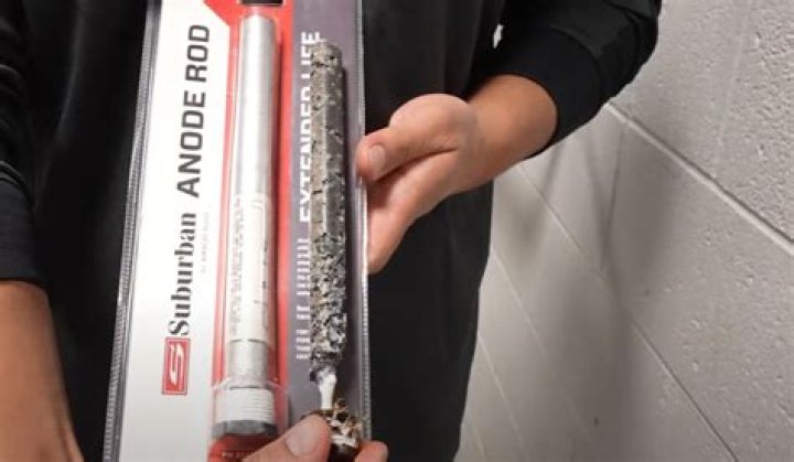 What does a RV anode rod do