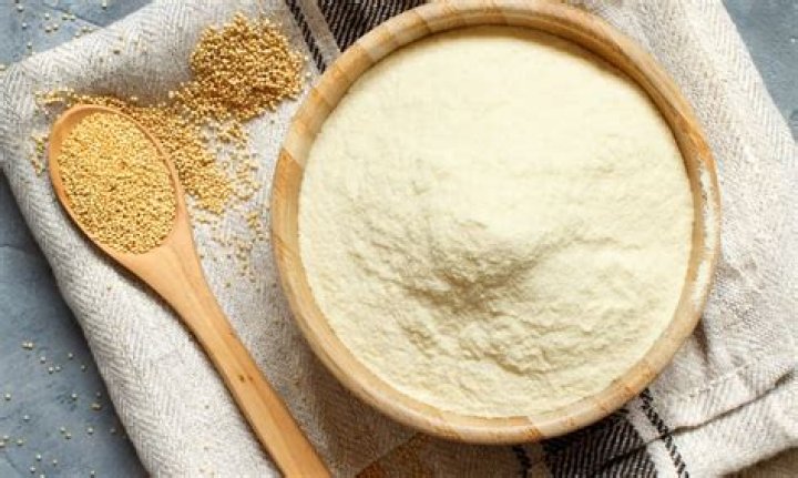 What is amaranth flour used for