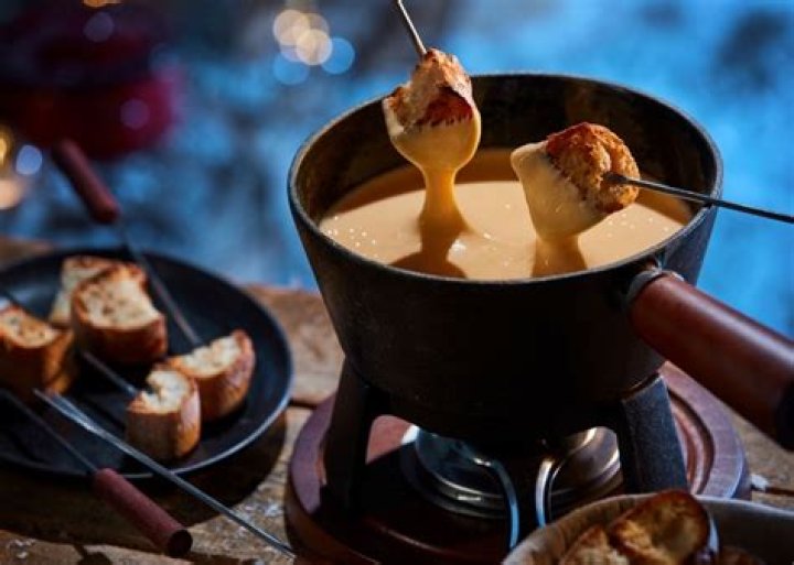 What is fondue fuel made of