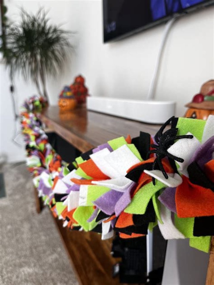 What is garland made out of