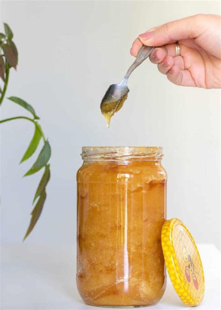 What is heather honey like