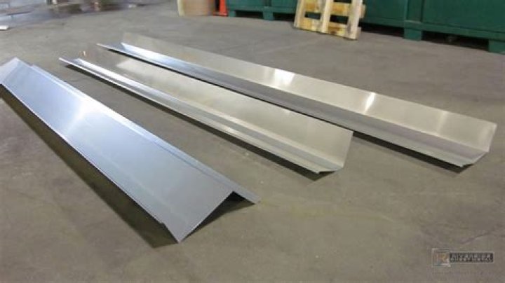 What is metal roof flashing