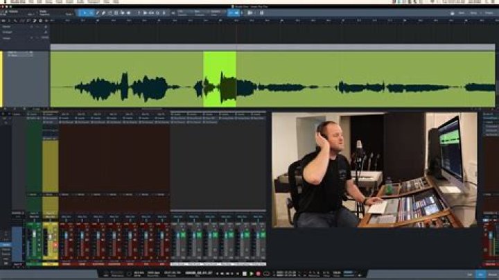 What is pre roll in editing