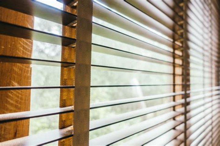 What is ring tilt on blinds