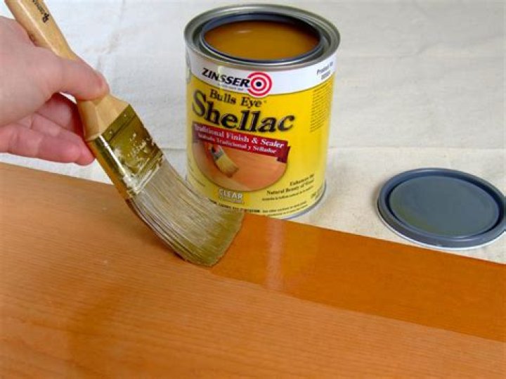 What is shellac wood finish