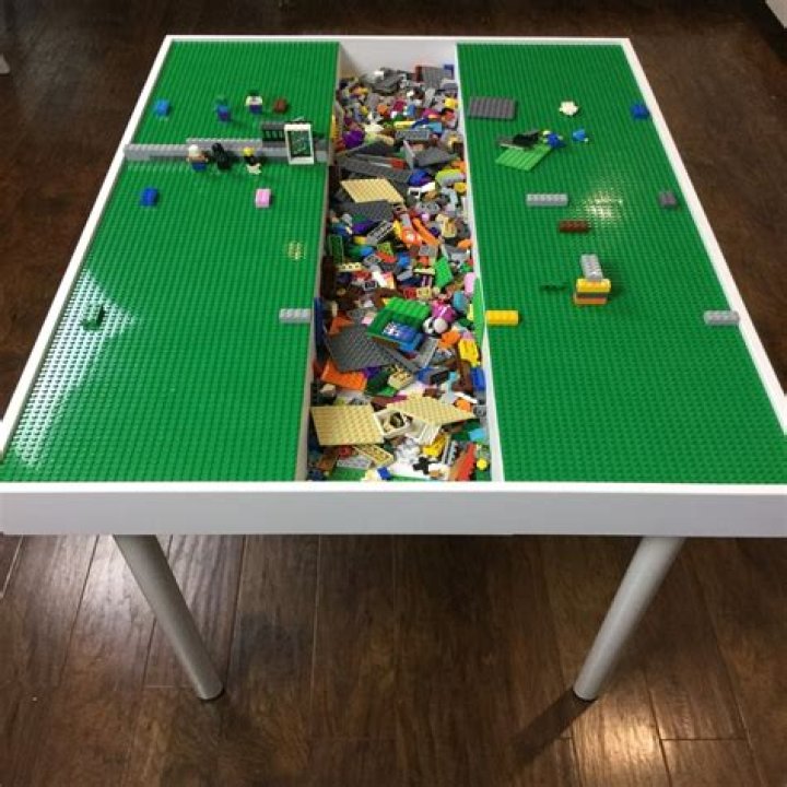 What is the best Lego table