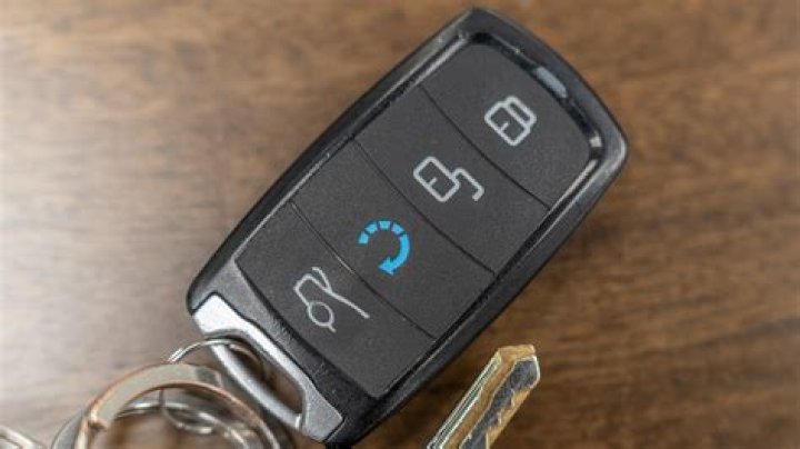What is the circle arrow on my key fob