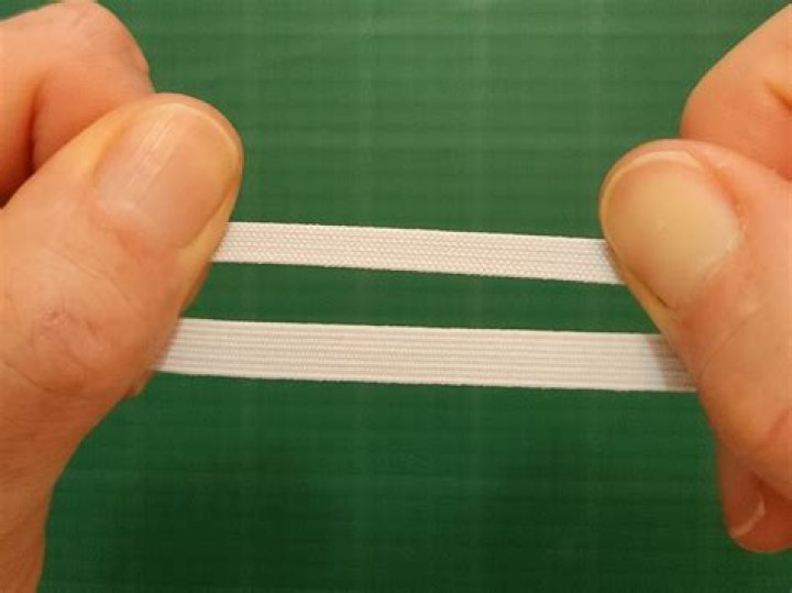 What is the difference between braided and woven elastic