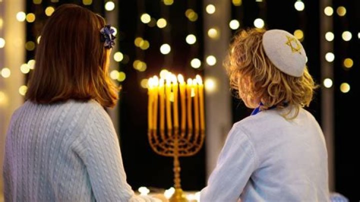 What is the Hanukkah prayer