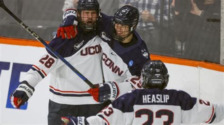 What time does UConn Stamford open