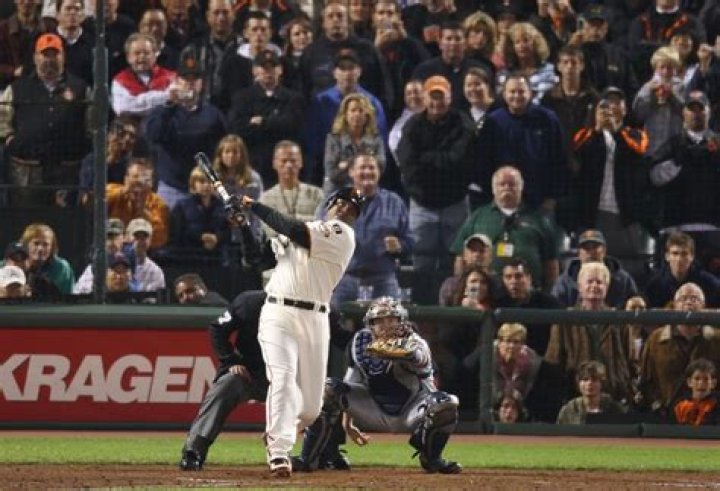 What was Barry Bonds salary