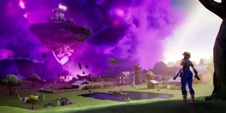 Whats the cube in fortnite