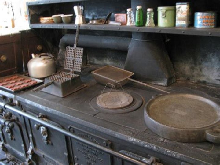 When did gas cooking begin