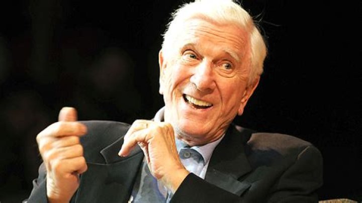When did Leslie Nielsen die