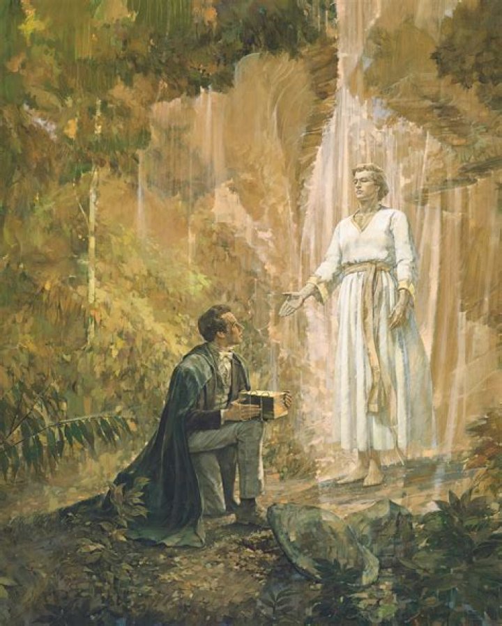 When did Moroni appear to Joseph Smith