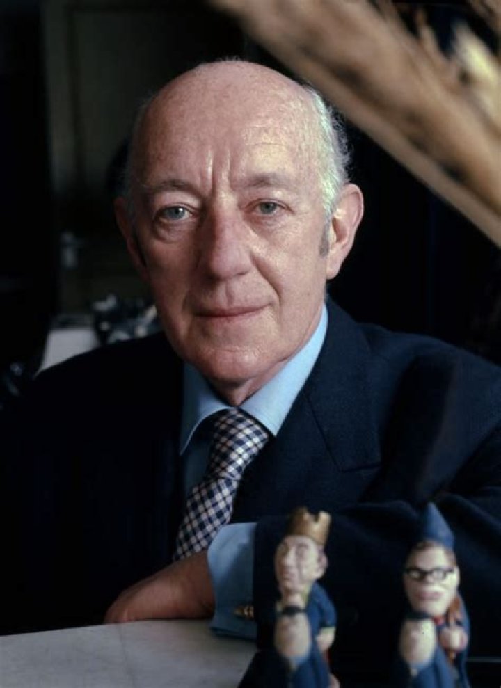When was Alec Guinness born
