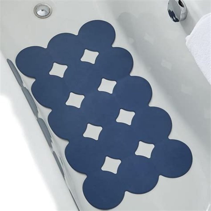 Where do you put a bath mat